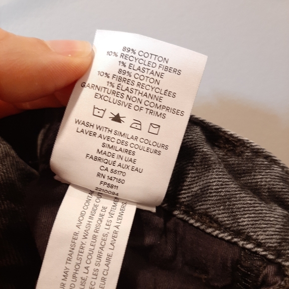 FRANK & OAK Stevie Tapered Fit Sustainable Denim Mom Jeans High Waist Ankle - Picture 13 of 13